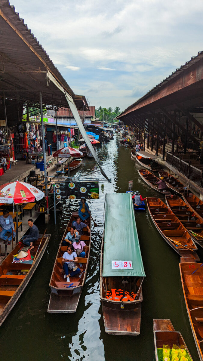 Visiting Thaliand's Floating Markets - Damnoen Saduak