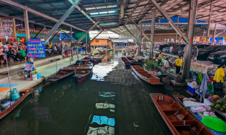 Visiting the Thailand Floating Markets